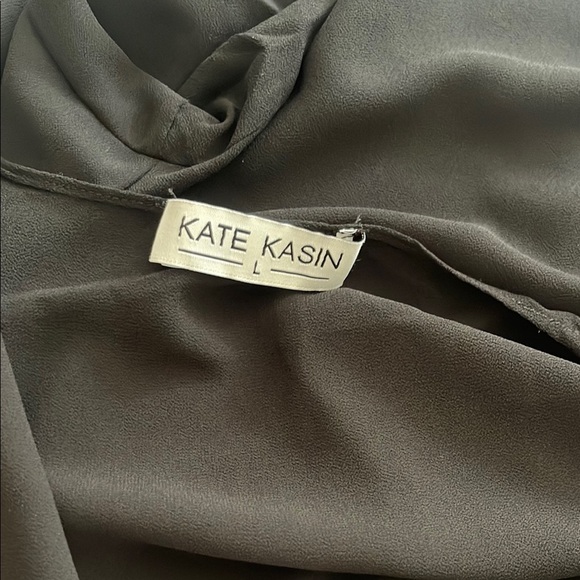 Pick 2/$25 NWT Women’s Large Black Sheer Tie-Front Top - Picture 3 of 3